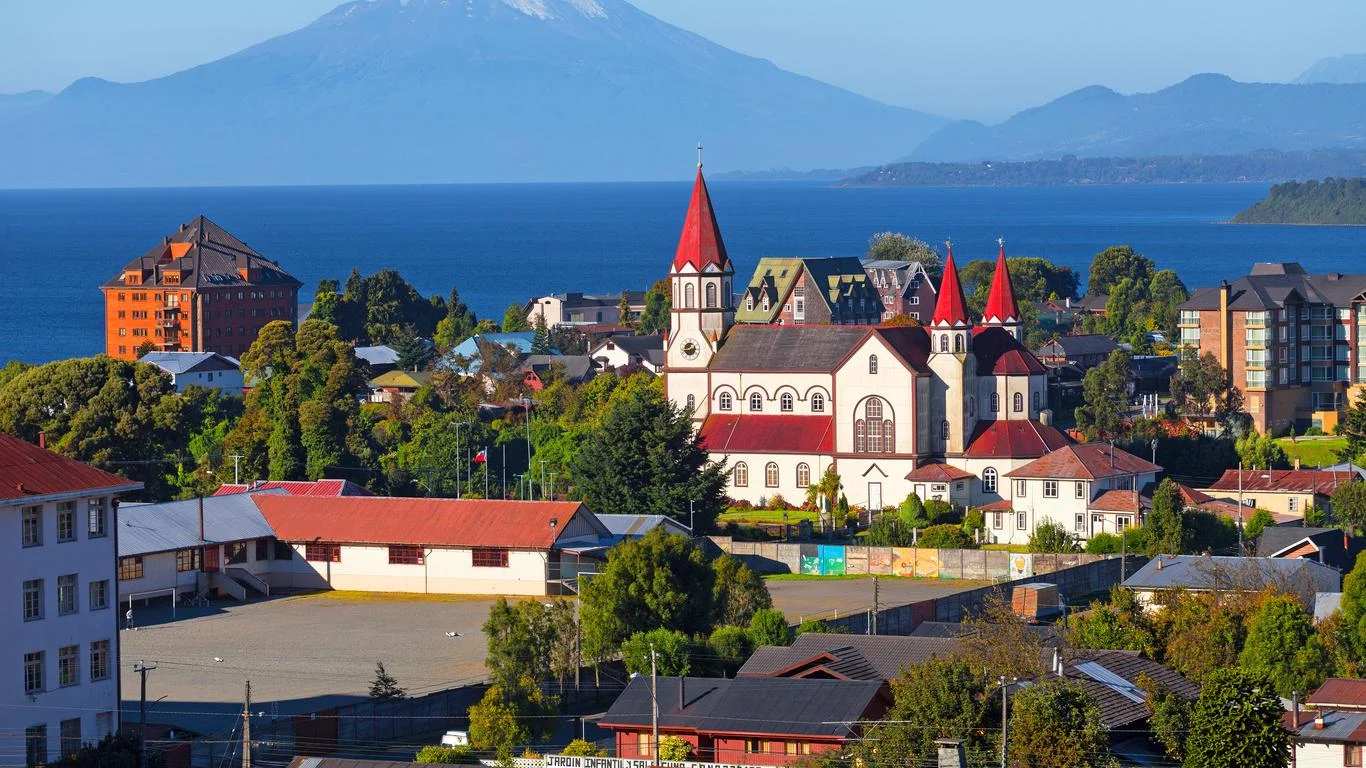 Santiago-Puerto Varas