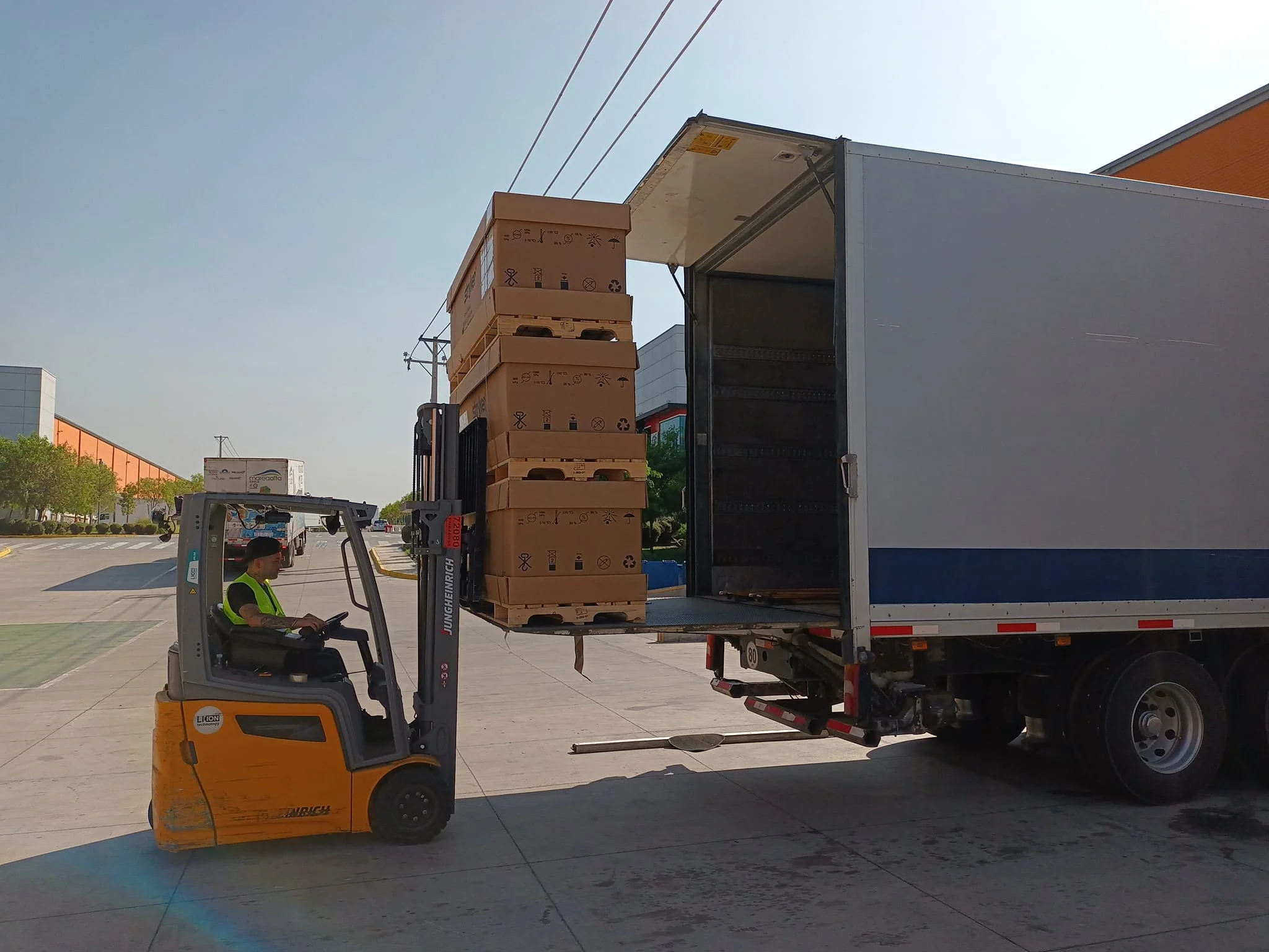 Fletes y transporte de carga en general